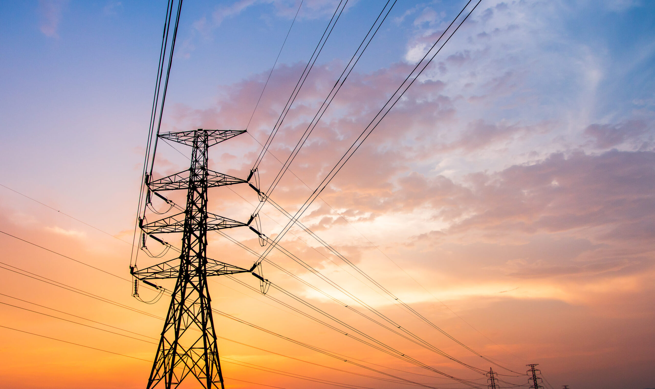 Cuál es la diferencia entre comercializadora y distribuidora energética
